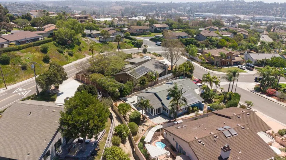 2496 Rudder Rd. Oceanside, CA 92054