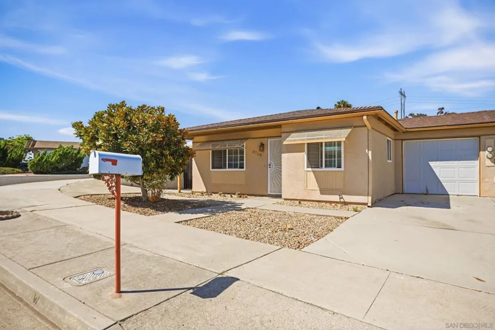 3719 Mira Pacific Dr Oceanside, CA 92056
