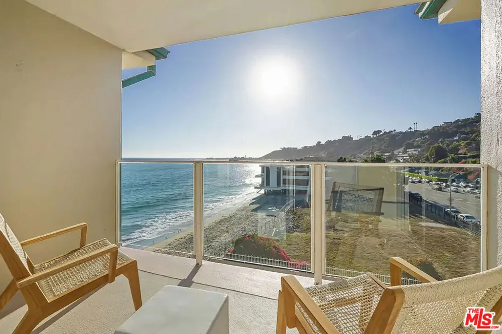 22548 Pacific Coast Highway #408 Malibu, CA 90265