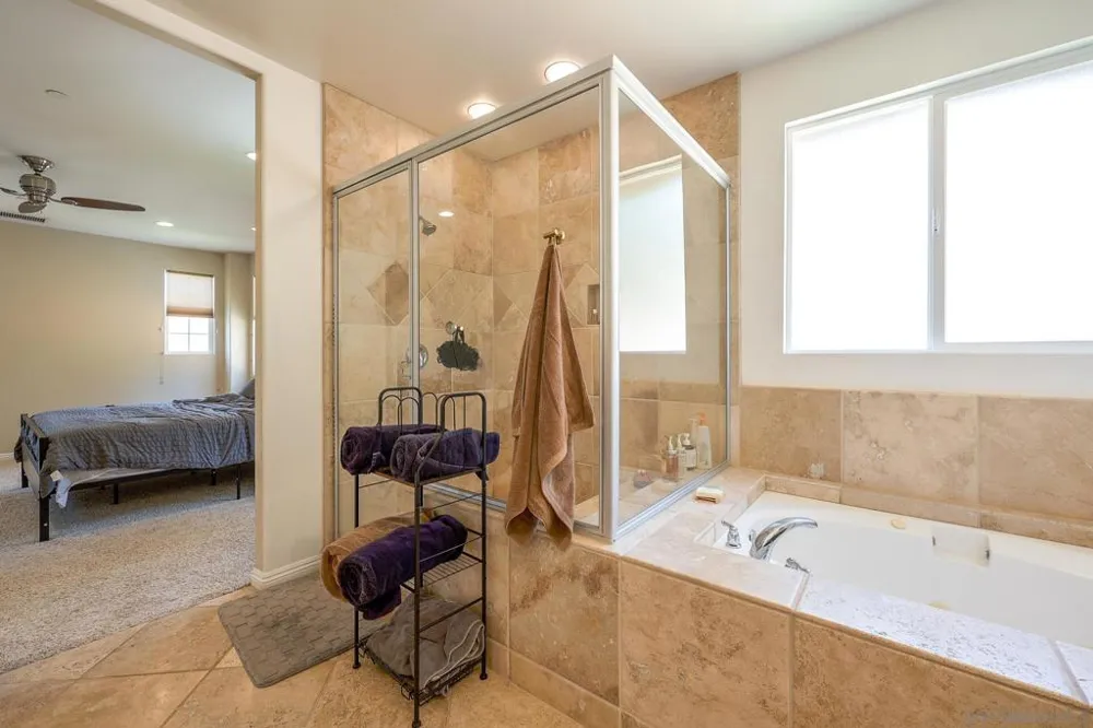 3436 Laurashawn Ln Escondido, CA 92026