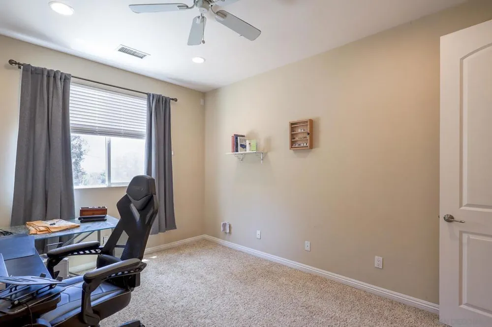 3436 Laurashawn Ln Escondido, CA 92026