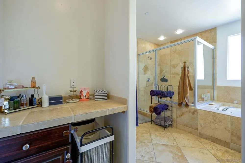 3436 Laurashawn Ln Escondido, CA 92026