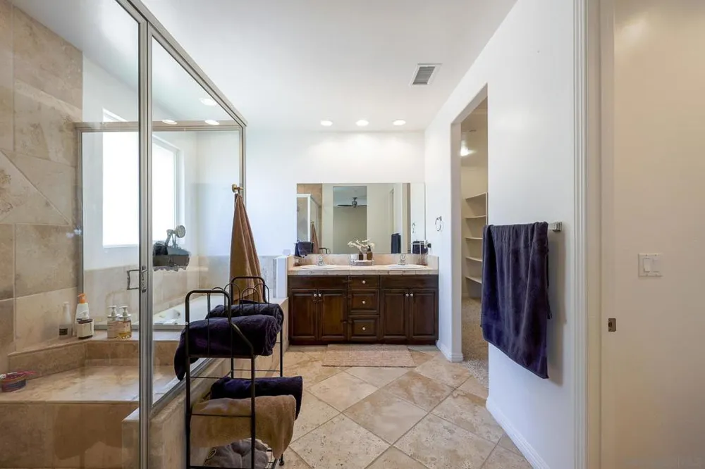 3436 Laurashawn Ln Escondido, CA 92026