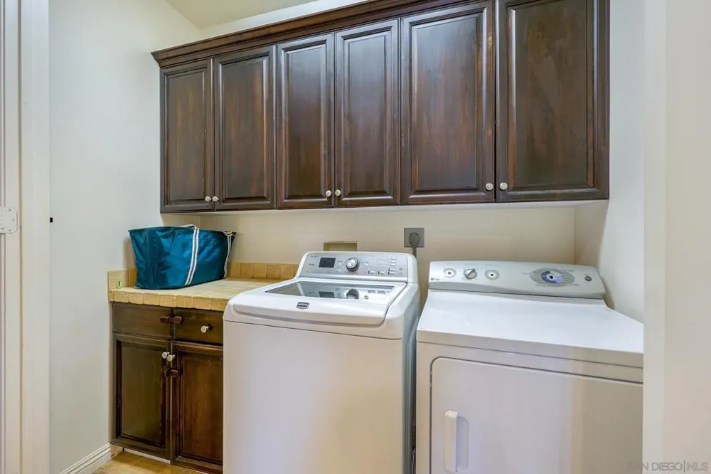 3436 Laurashawn Ln Escondido, CA 92026