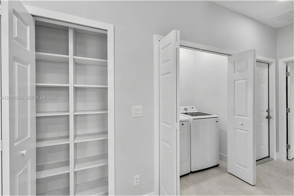 3006 39th ST SW Lehigh Acres, FL 33976