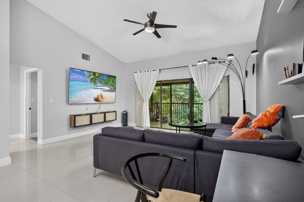 4111 NW 22ND STREET #250E Coconut Creek, FL 33066