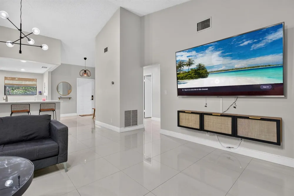 4111 NW 22ND STREET #250E Coconut Creek, FL 33066