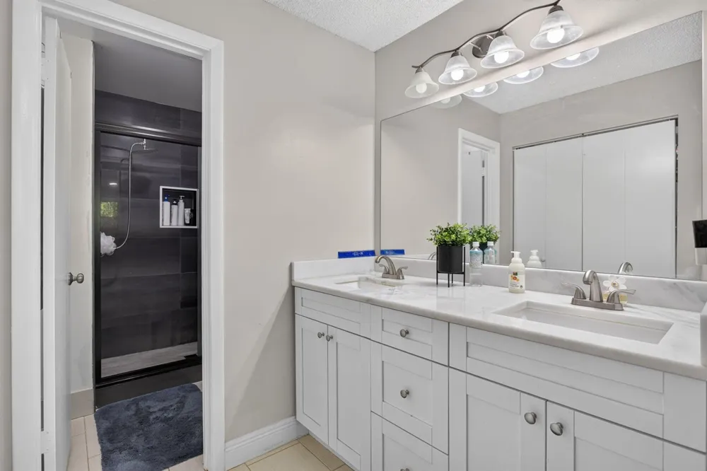 4111 NW 22ND STREET #250E Coconut Creek, FL 33066