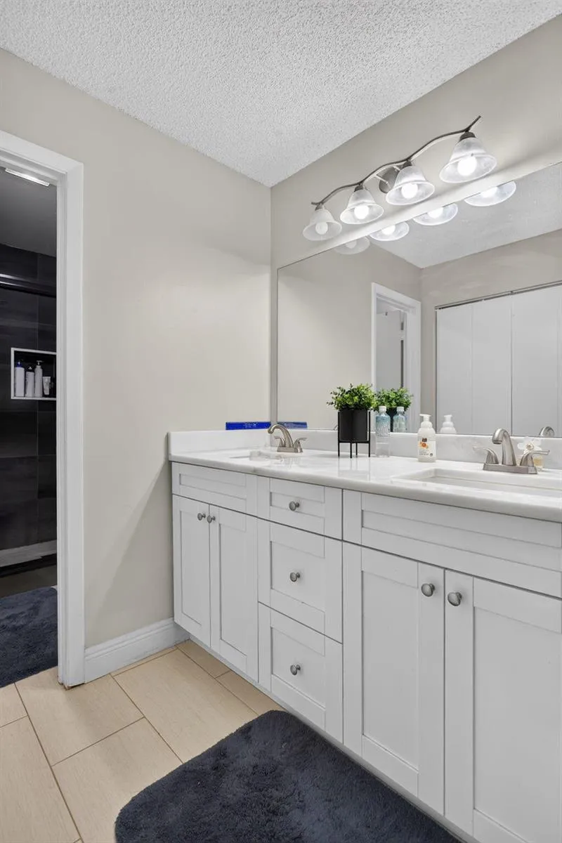 4111 NW 22ND STREET #250E Coconut Creek, FL 33066