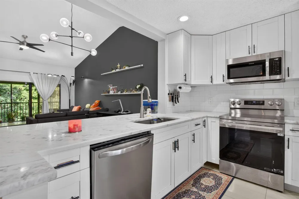 4111 NW 22ND STREET #250E Coconut Creek, FL 33066