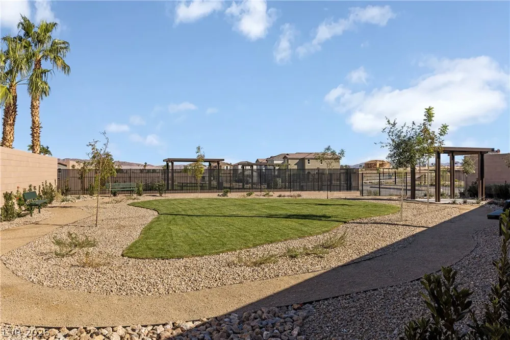 2725 Cibola Forest Street Las Vegas, NV 89121