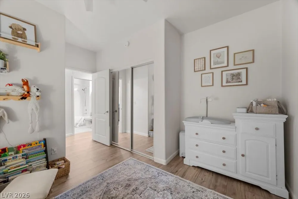1617 Queen Victoria Street #102 Las Vegas, NV 89144