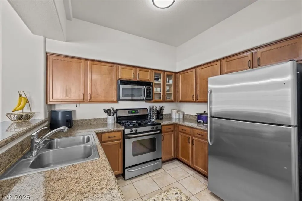 1617 Queen Victoria Street #102 Las Vegas, NV 89144