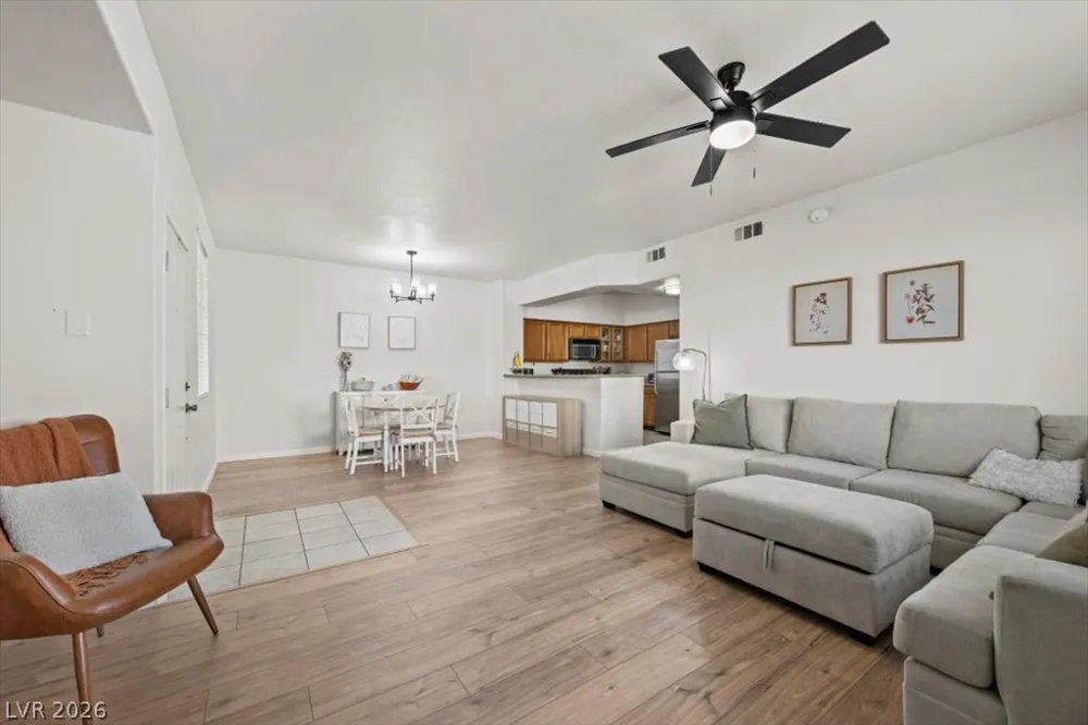 1617 Queen Victoria Street #102 Las Vegas, NV 89144