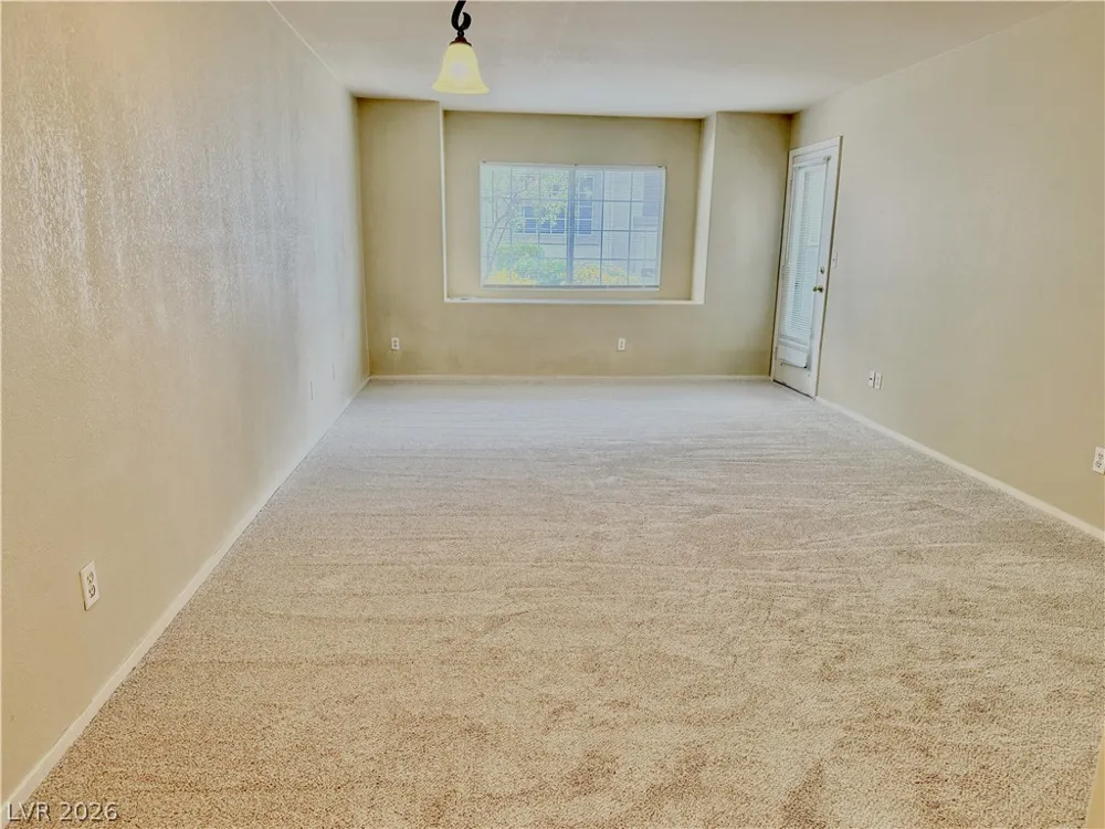 3125 Buffalo Drive #1135 Las Vegas, NV 89128