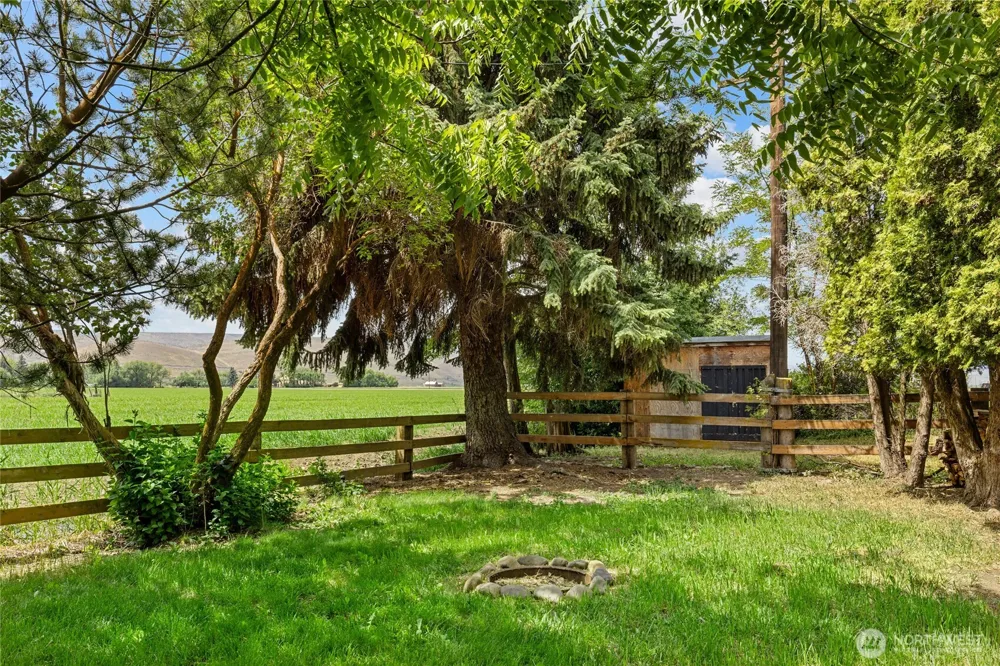 3481 Brown Road Ellensburg, WA 98926