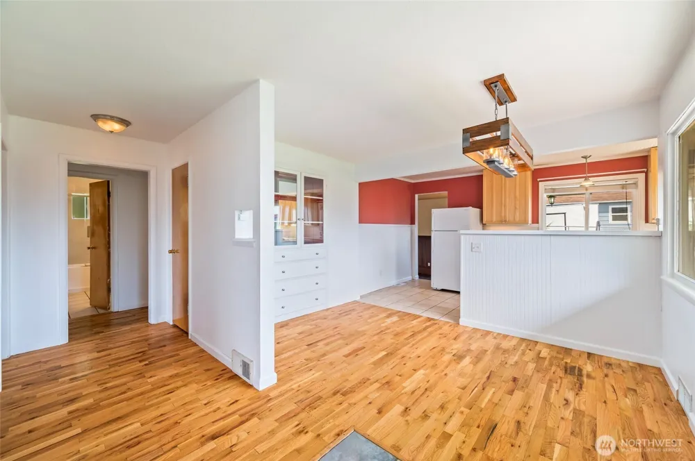 225 SE 1st Street East Wenatchee, WA 98802