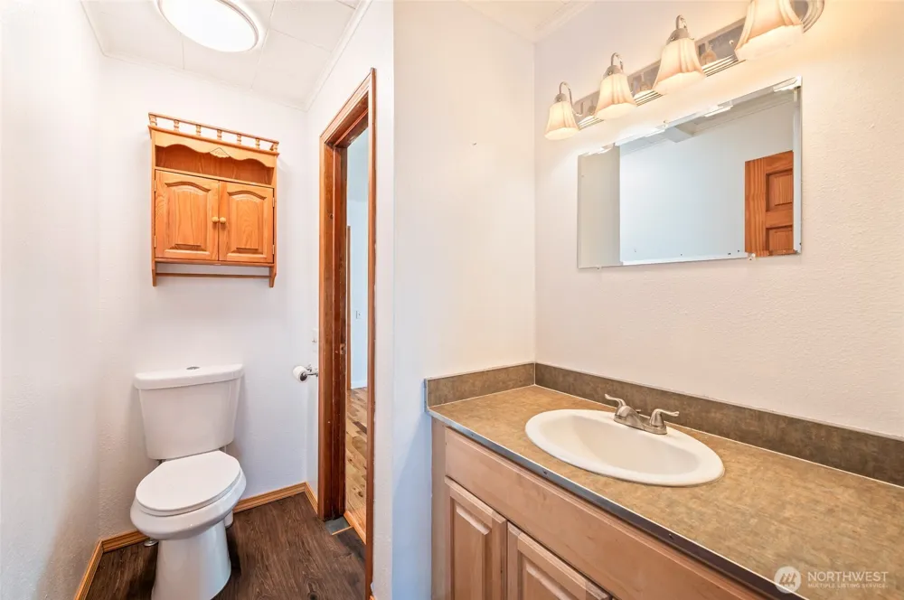 225 SE 1st Street East Wenatchee, WA 98802
