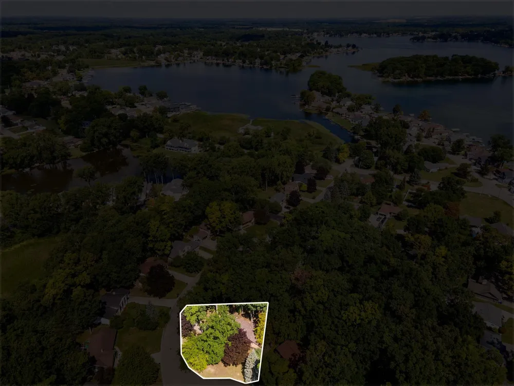 13331 Crane Ridge Drive Fenton Charter Township, MI 48430