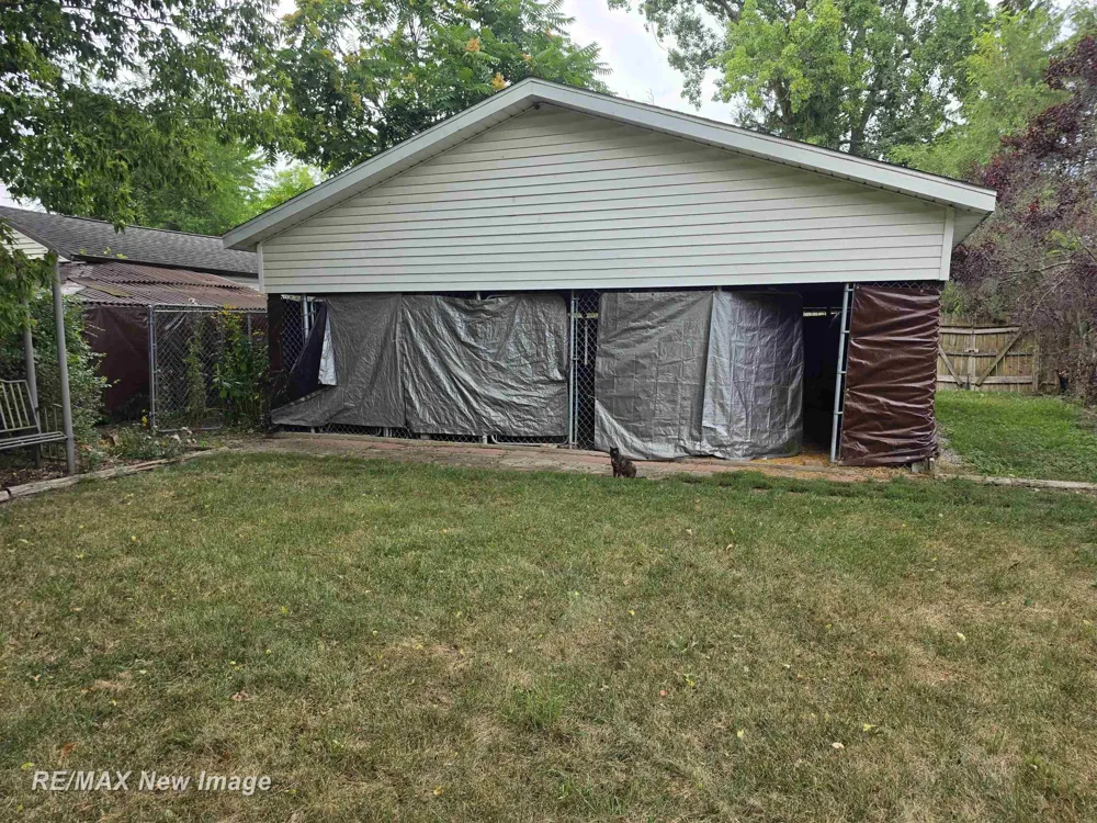 2502 S 24th Street Saginaw City, MI 48601