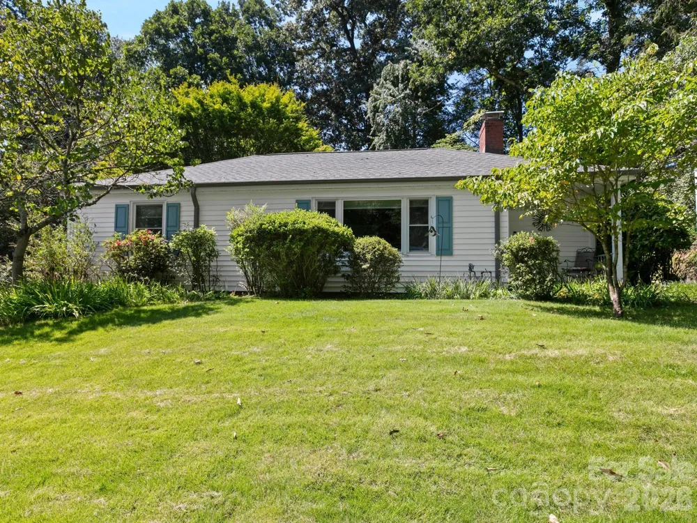 28 Arthur Road Asheville, NC 28806