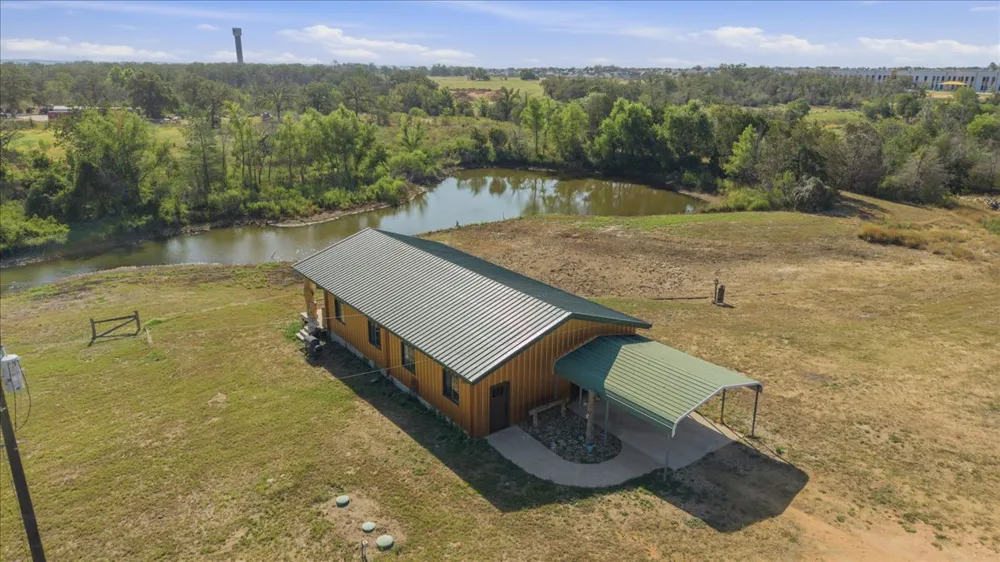 885 State Highway 71 Bastrop, TX 78602