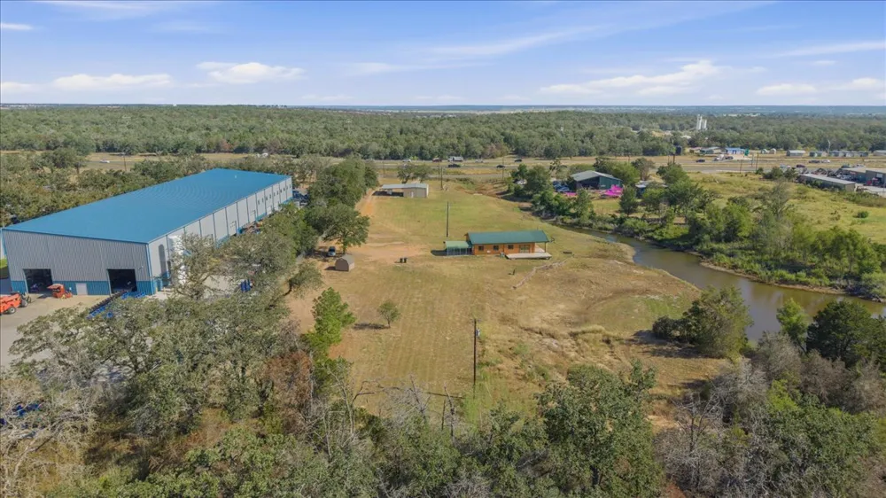 885 State Highway 71 Bastrop, TX 78602