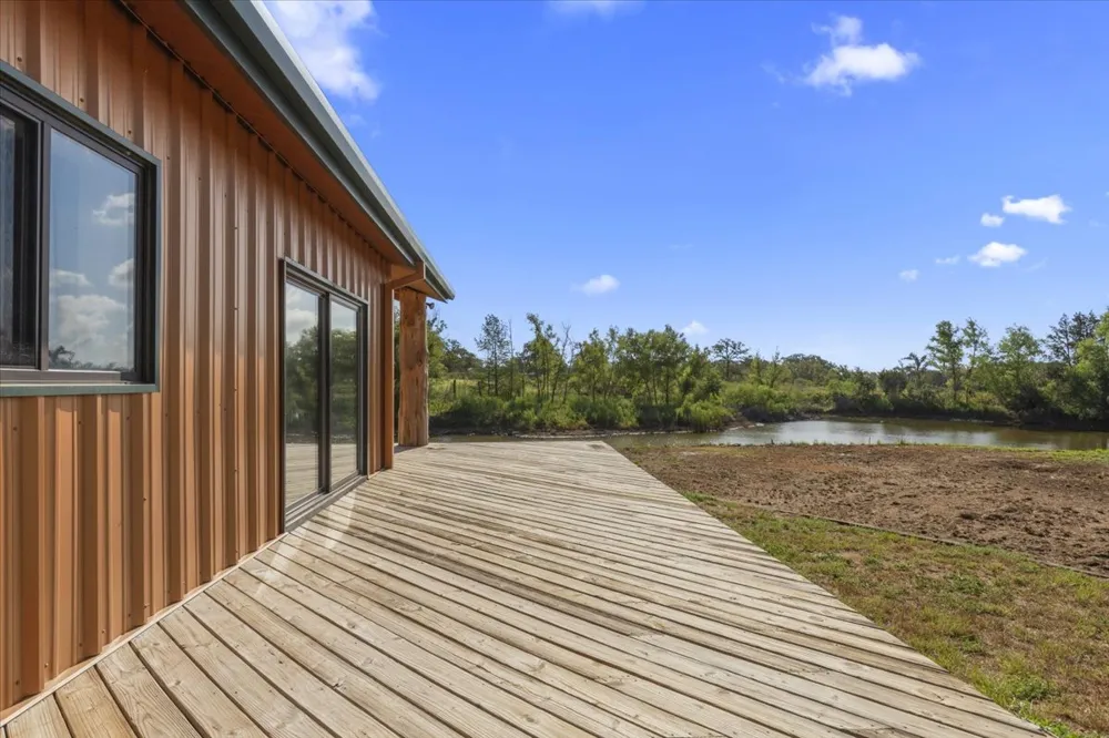 885 State Highway 71 Bastrop, TX 78602