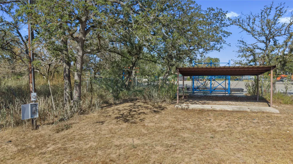 885 State Highway 71 Bastrop, TX 78602