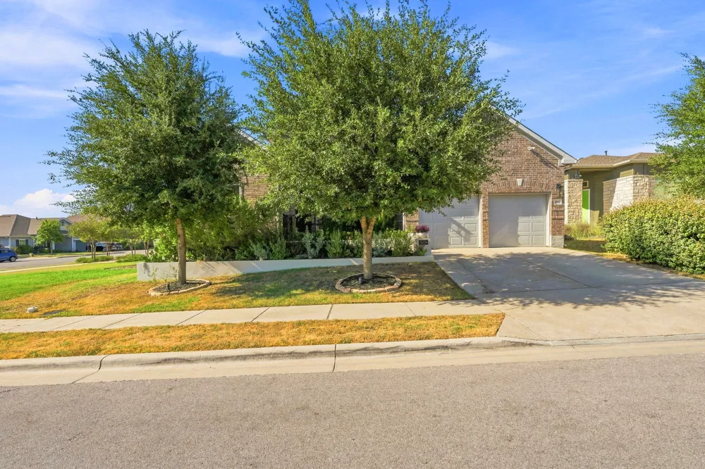 7904 Beacon Knob Way Austin, TX 78744