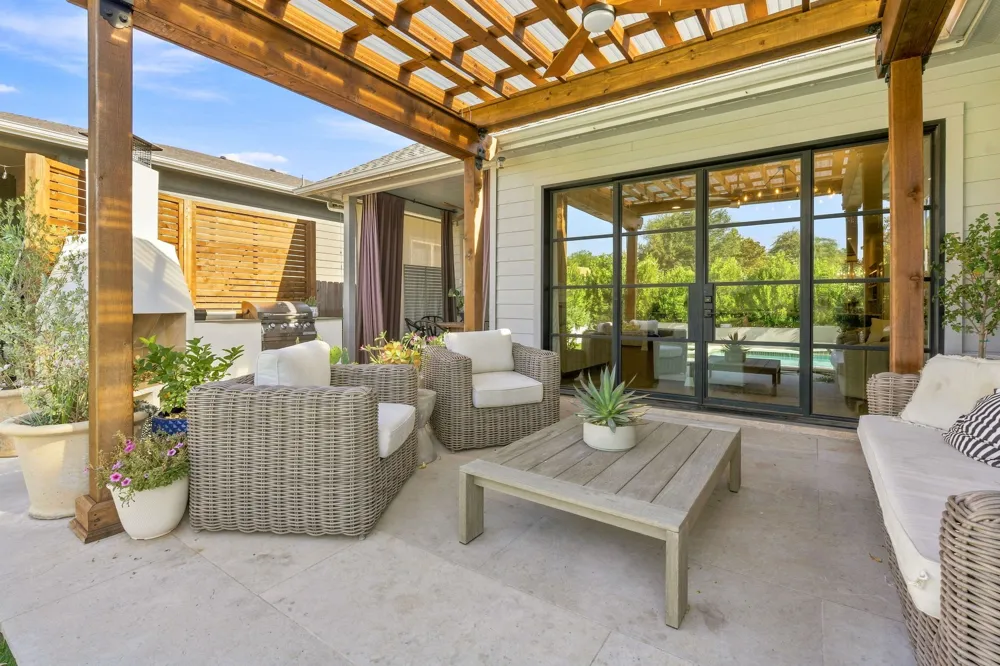 7904 Beacon Knob Way Austin, TX 78744