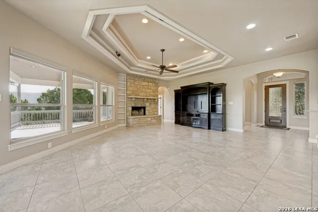 737 Flaman Rd Canyon Lake, TX 78133