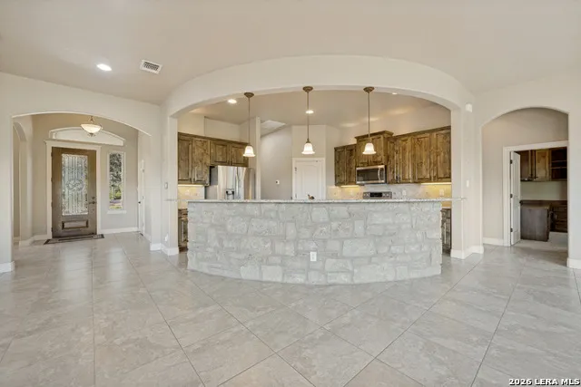 737 Flaman Rd Canyon Lake, TX 78133