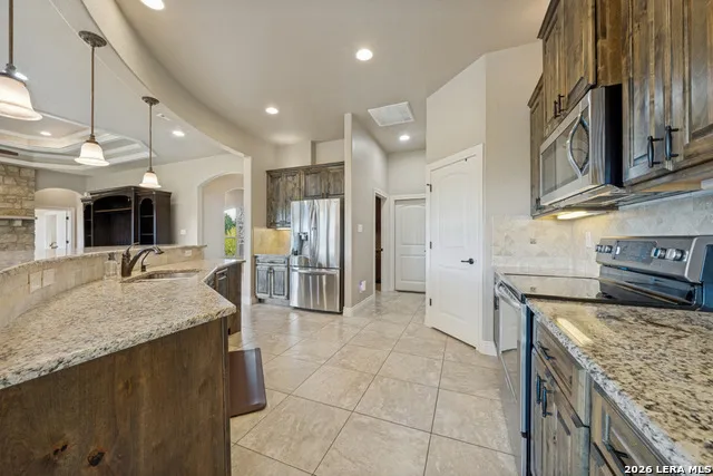 737 Flaman Rd Canyon Lake, TX 78133