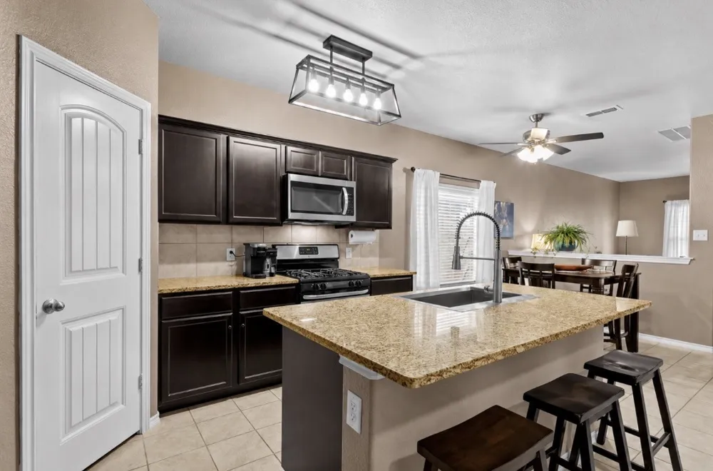 6352 Seagull Lane Fort Worth, TX 76179