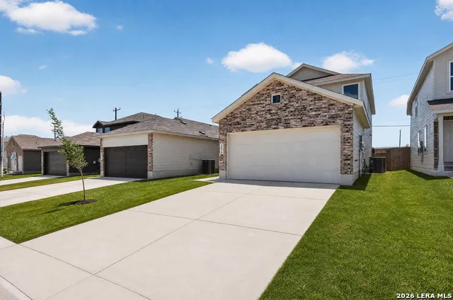 8026 BIGGIO LN Converse, TX 78109