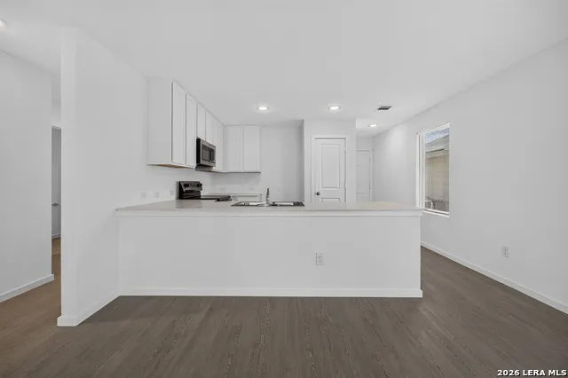 8026 BIGGIO LN Converse, TX 78109