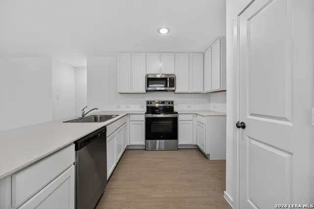 8026 BIGGIO LN Converse, TX 78109