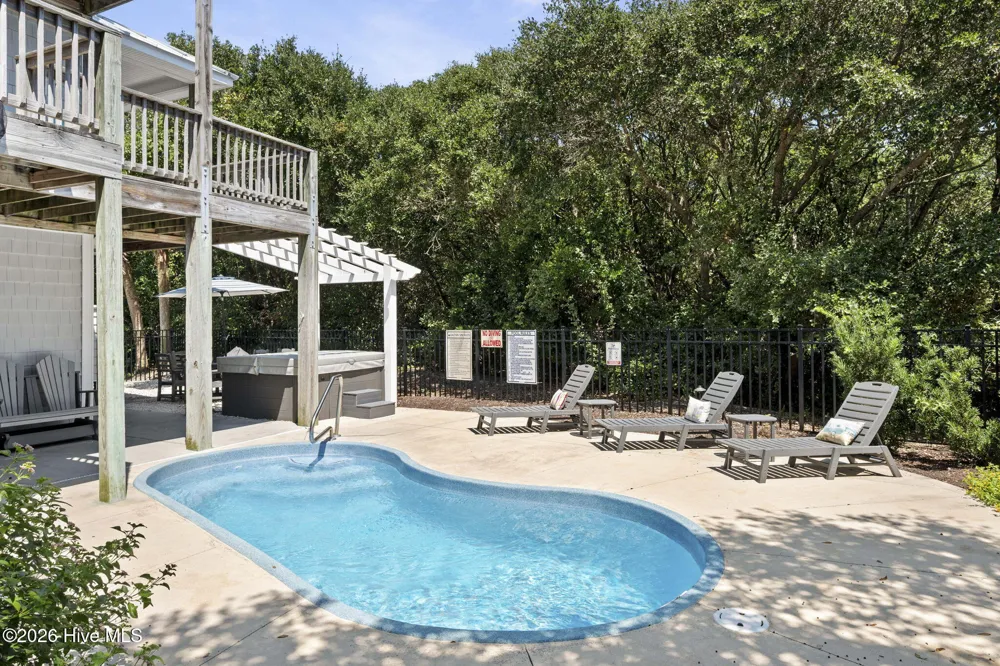 104 Wiley Court Emerald Isle, NC 28594