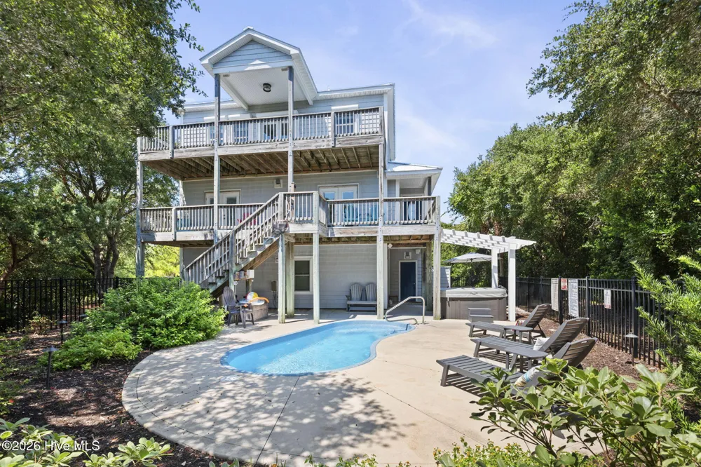 104 Wiley Court Emerald Isle, NC 28594