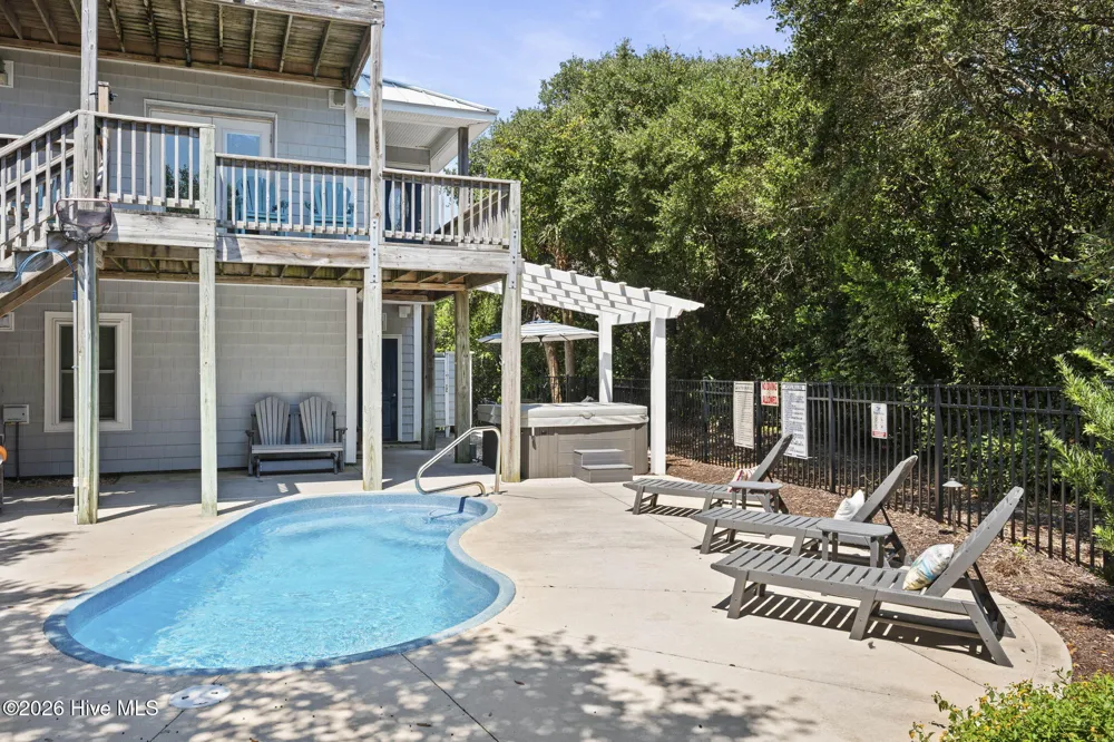 104 Wiley Court Emerald Isle, NC 28594