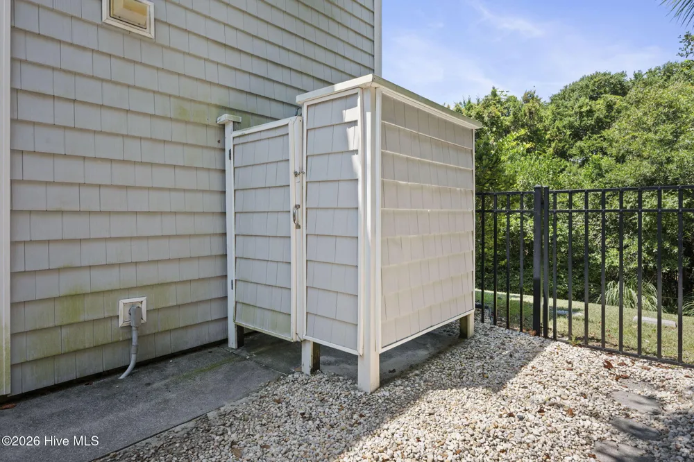 104 Wiley Court Emerald Isle, NC 28594
