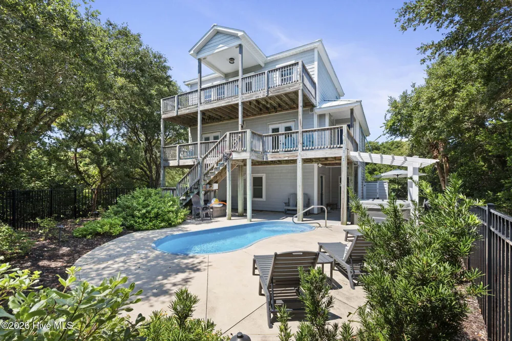 104 Wiley Court Emerald Isle, NC 28594