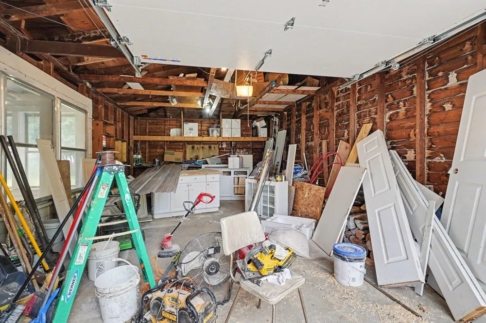 133 W 2nd Street Gladwin, MI 48624