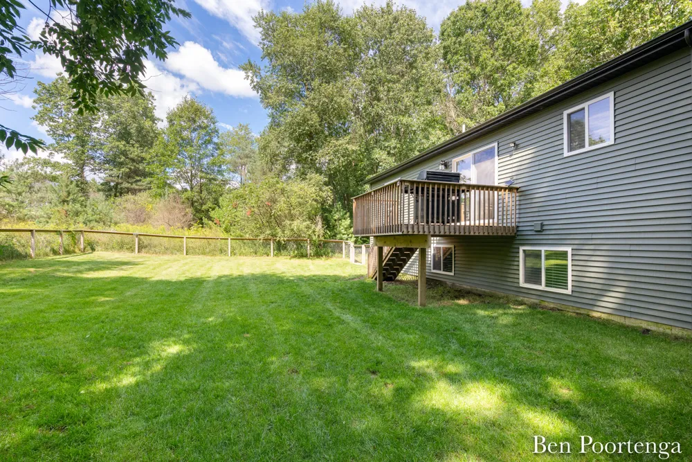 11637 Crimson Creek Drive Gowen, MI 49326