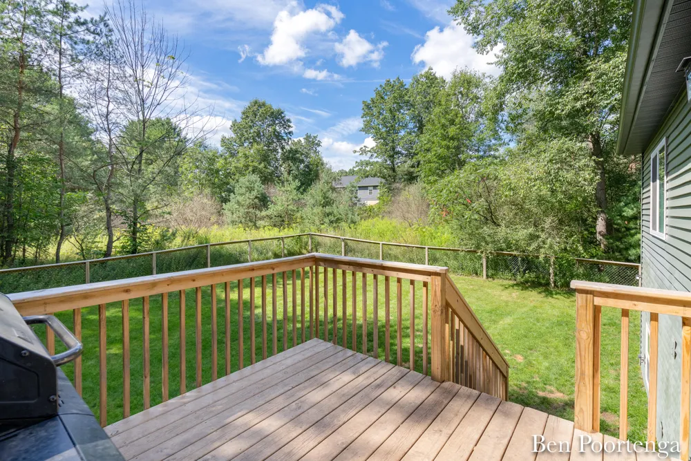 11637 Crimson Creek Drive Gowen, MI 49326