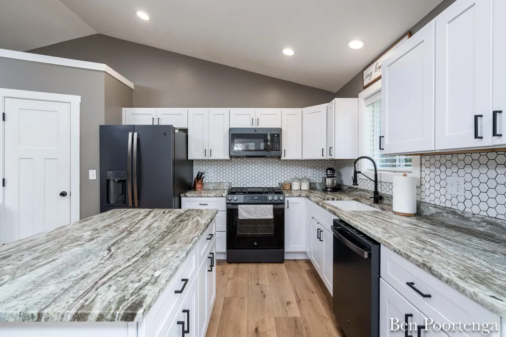 11637 Crimson Creek Drive Gowen, MI 49326
