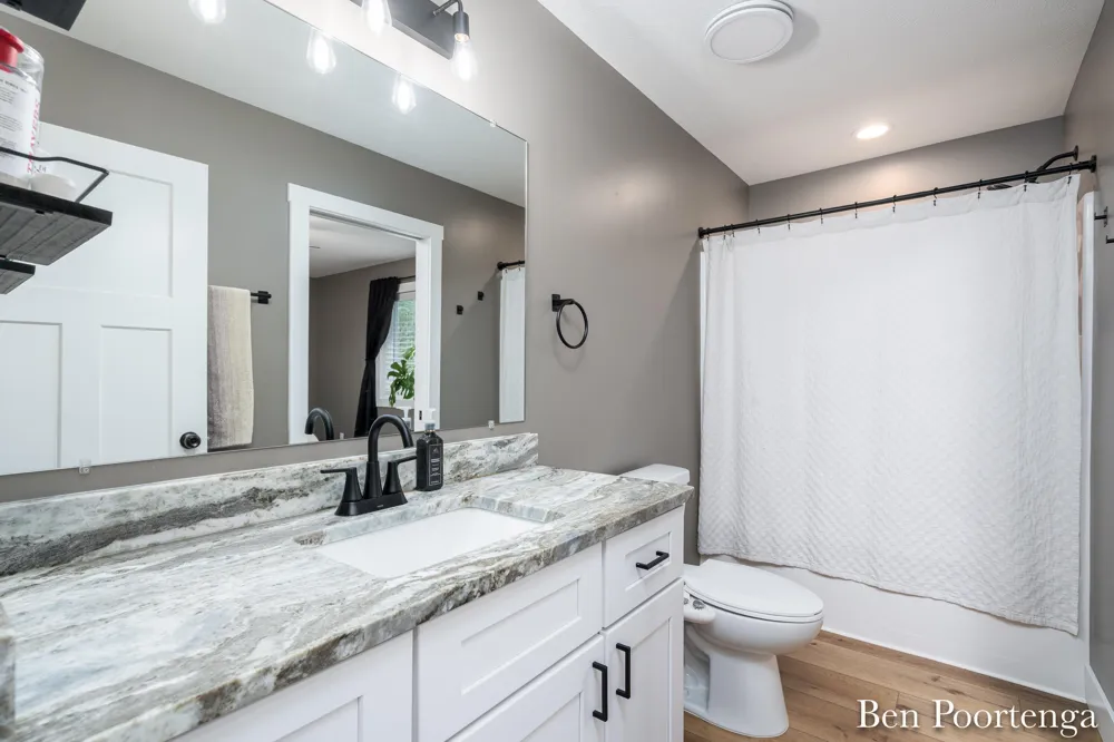 11637 Crimson Creek Drive Gowen, MI 49326
