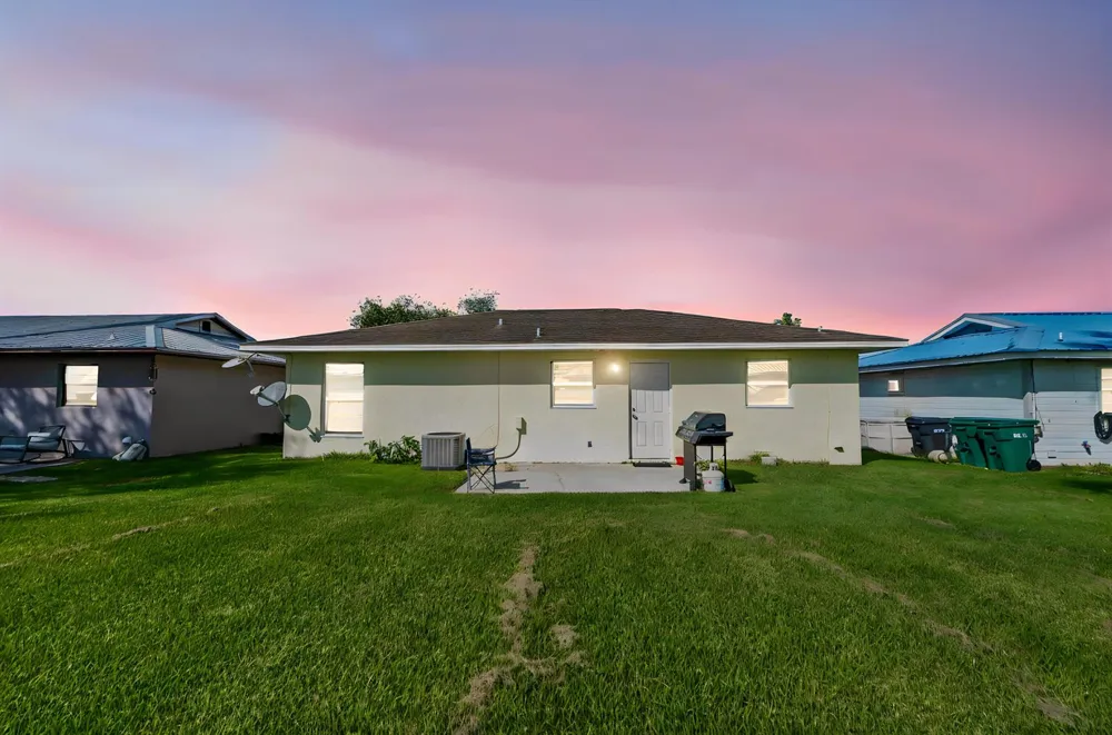 5200 SE 42nd Trace Okeechobee, FL 34974