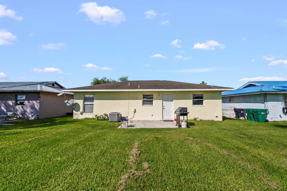 5200 SE 42nd Trace Okeechobee, FL 34974